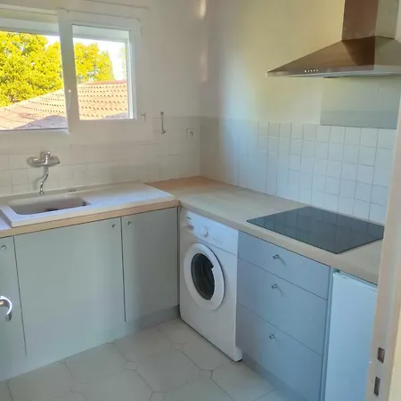 Appartement Avec Grand Jardin Et Parking, Uzès Esterno foto